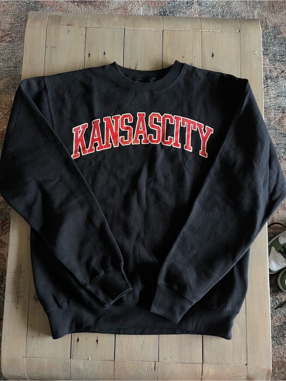 Kansas City Black Crewneck Sweater size medium